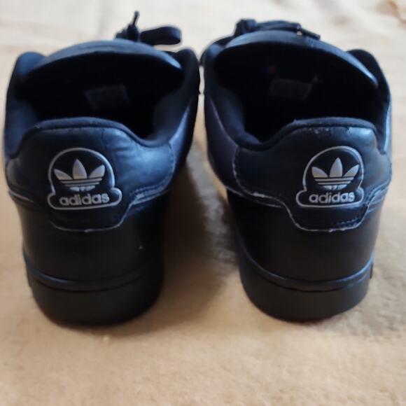 Adidas Sneakers in Black, Red, and Orange - Picture 4 of 8